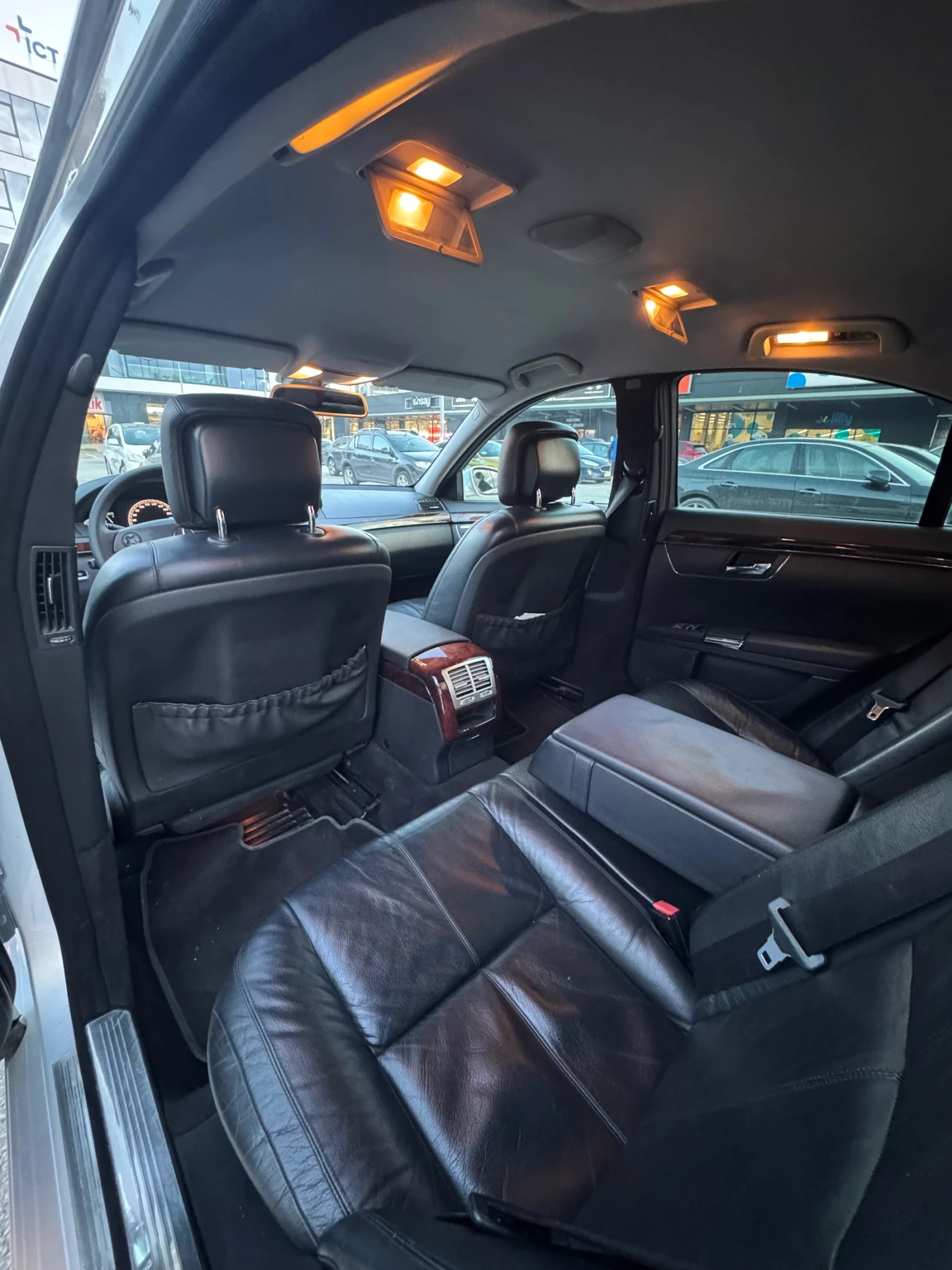 Mercedes-Benz S 320 4Matic, снимка 10 - Автомобили и джипове - 56617604