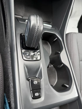 Volvo XC40 T5 PHEV, снимка 15