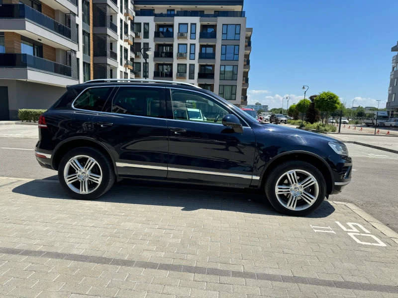 VW Touareg Executive Edition, снимка 4 - Автомобили и джипове - 47176051