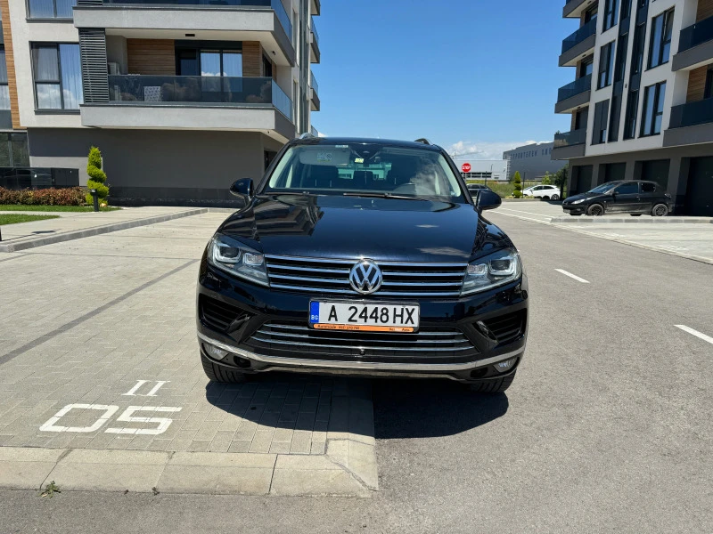 VW Touareg Executive Edition, снимка 3 - Автомобили и джипове - 47176051