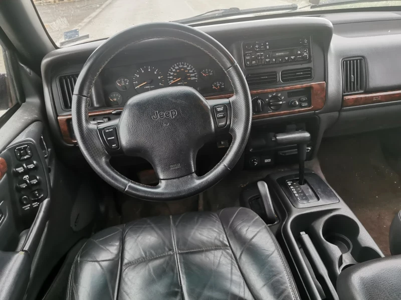 Jeep Grand cherokee 5.2 V8 Gaz, снимка 5 - Автомобили и джипове - 51947714