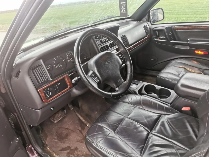 Jeep Grand cherokee 5.2 V8 Gaz, снимка 8 - Автомобили и джипове - 51947714