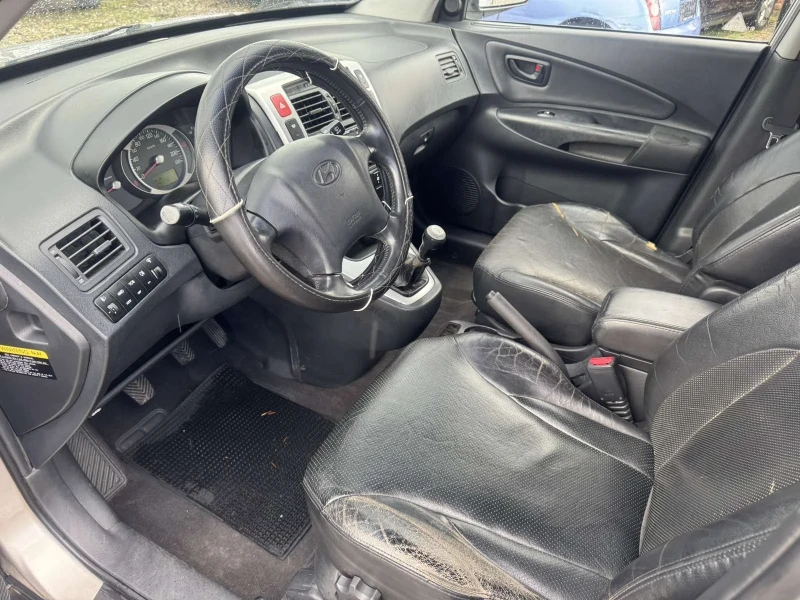 Hyundai Tucson 2.0D 4x4.  112kc. , снимка 14 - Автомобили и джипове - 52559316