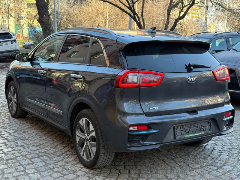 Kia Niro 64kWh SOH100% ExecutiveLine, снимка 4 - Автомобили и джипове - 53156501