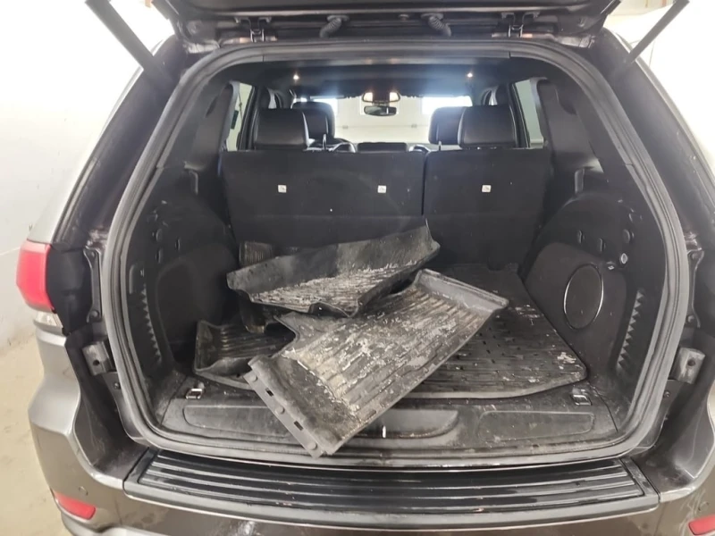 Jeep Grand cherokee ALTITUDE * CARFAX * ШИБИДАХ, снимка 16 - Автомобили и джипове - 53244188