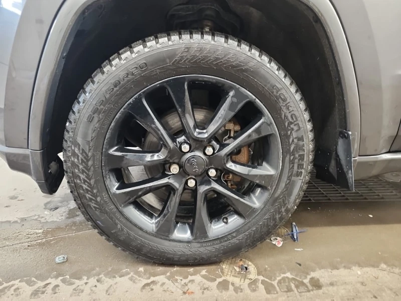 Jeep Grand cherokee ALTITUDE * CARFAX * ШИБИДАХ, снимка 17 - Автомобили и джипове - 53244188