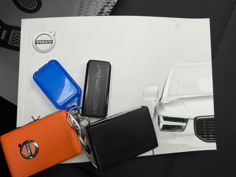 Volvo XC40 T5 PHEV, снимка 16 - Автомобили и джипове - 53275406