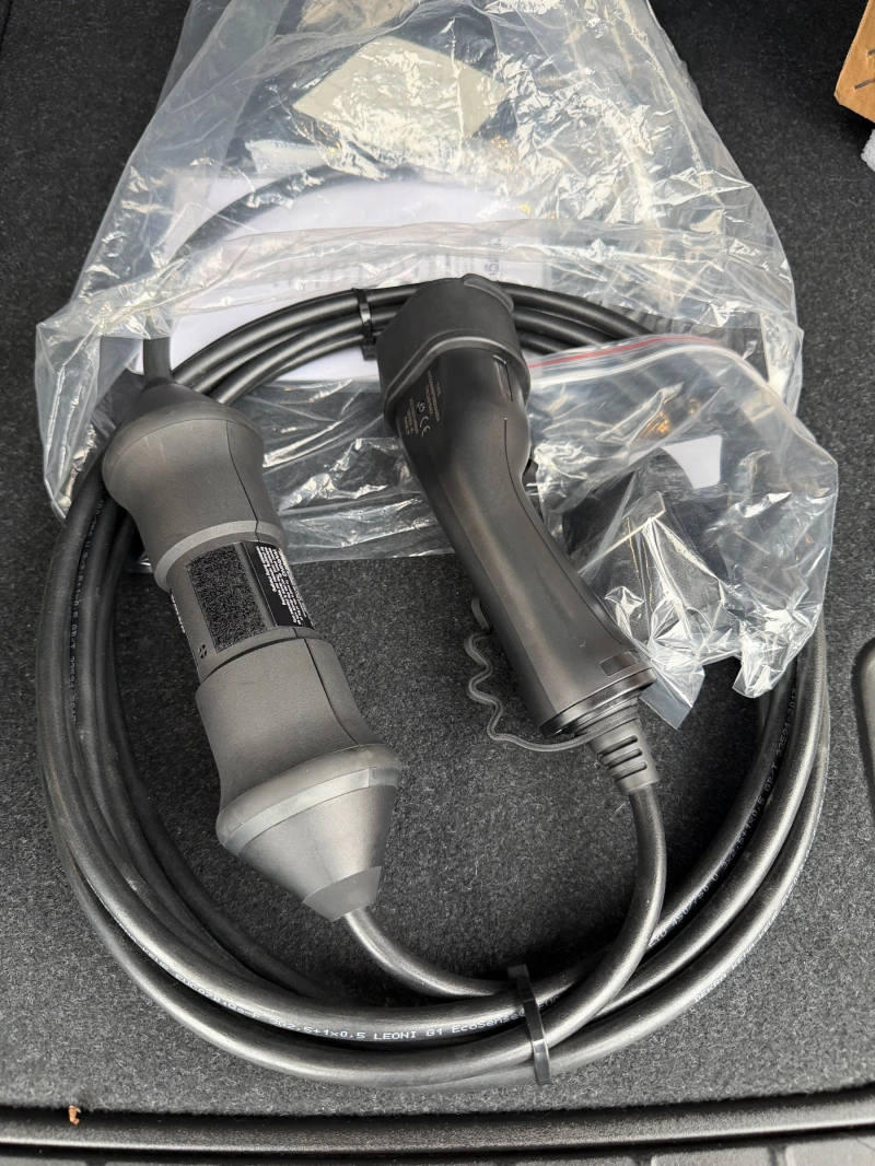 Volvo XC40 T5 PHEV, снимка 14 - Автомобили и джипове - 53275406