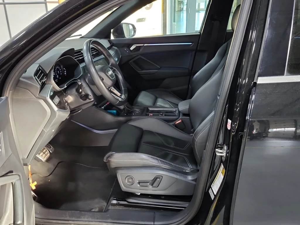 Audi Q3 * PROGRESSIV * CARFAX *    | Mobile.bg   5