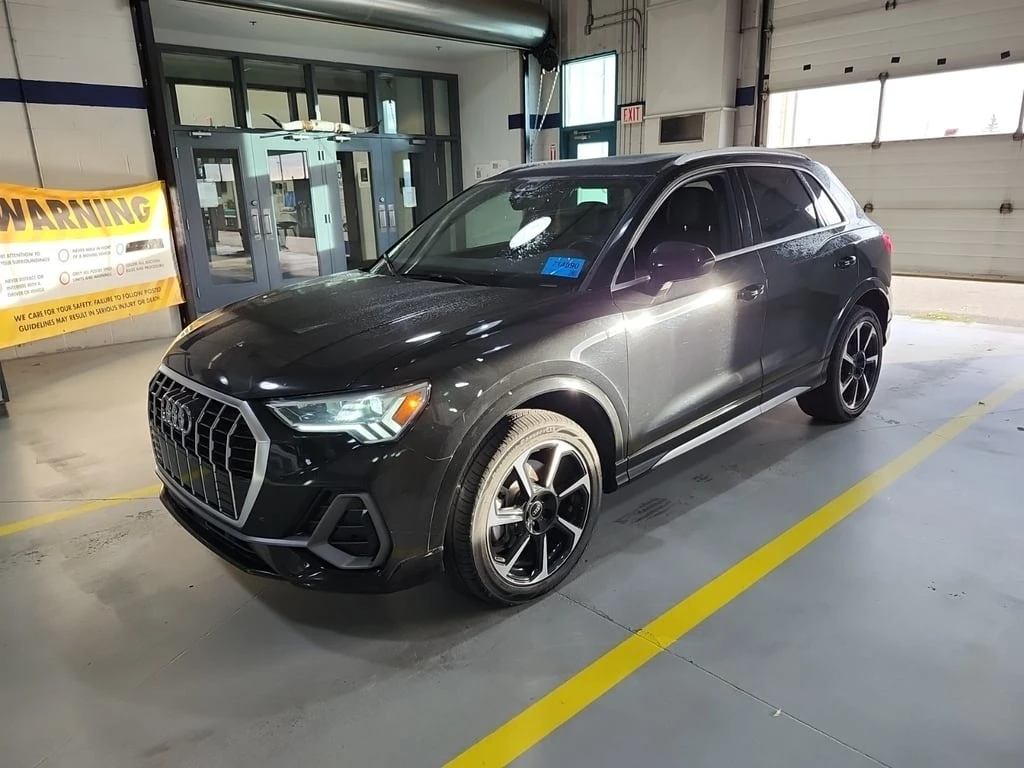 Audi Q3 * PROGRESSIV * CARFAX *    | Mobile.bg   1