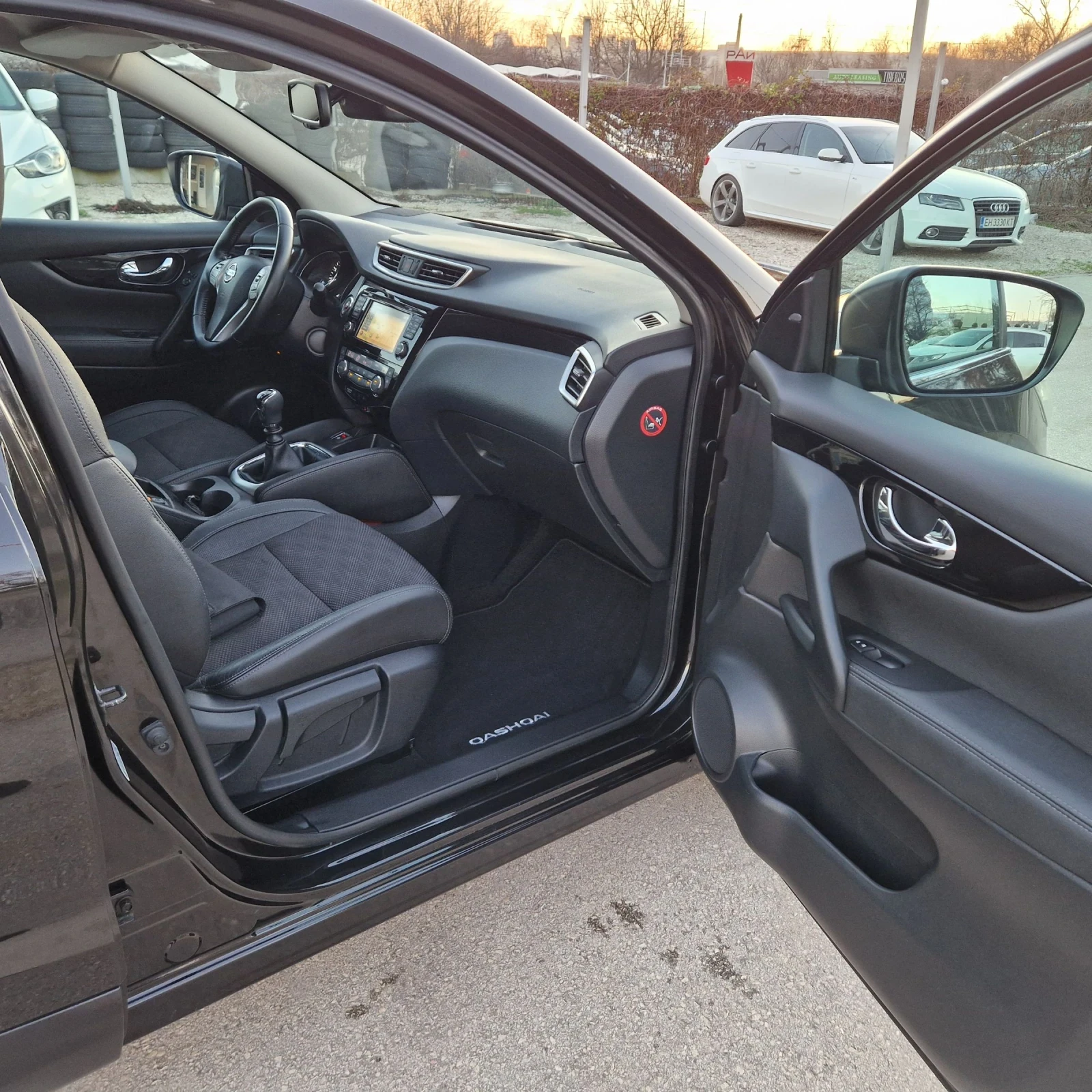 Nissan Qashqai 1.6 163�.�.����/������360/��������/����/���������  | Mobile.bg � ����������� 11