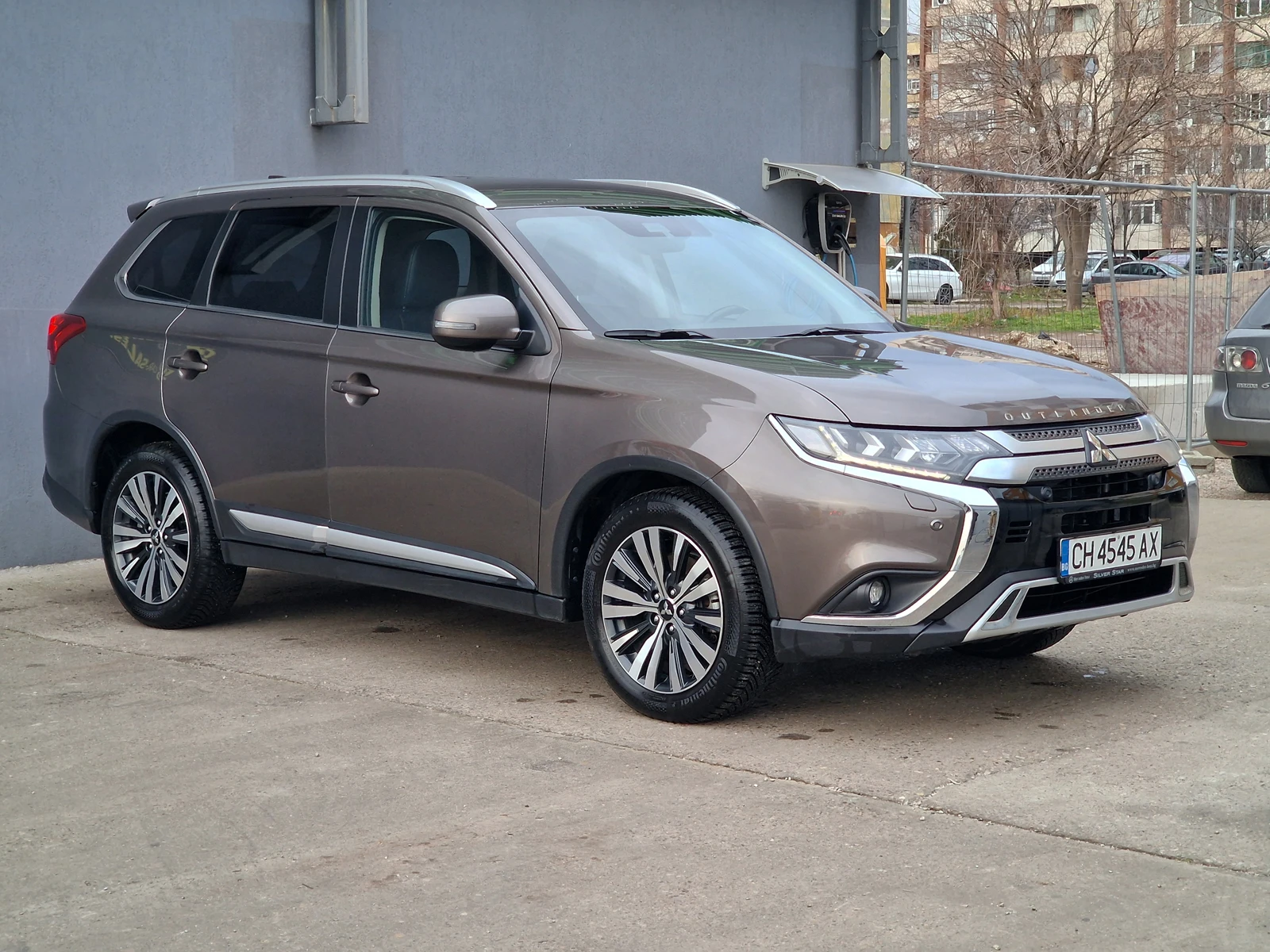 Mitsubishi Outlander 2.0 Автоматик от България - изображение 2