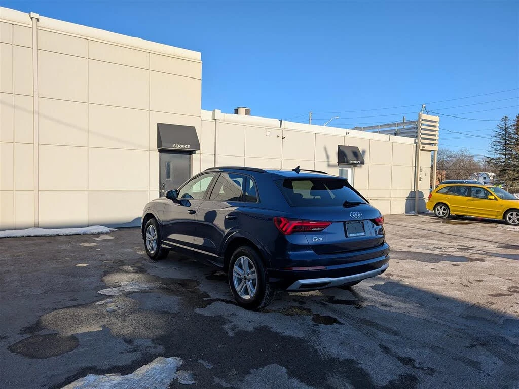 Audi Q3 Quattro* АвтоКредит* (ЦЕНА ДО БГ) - изображение 3