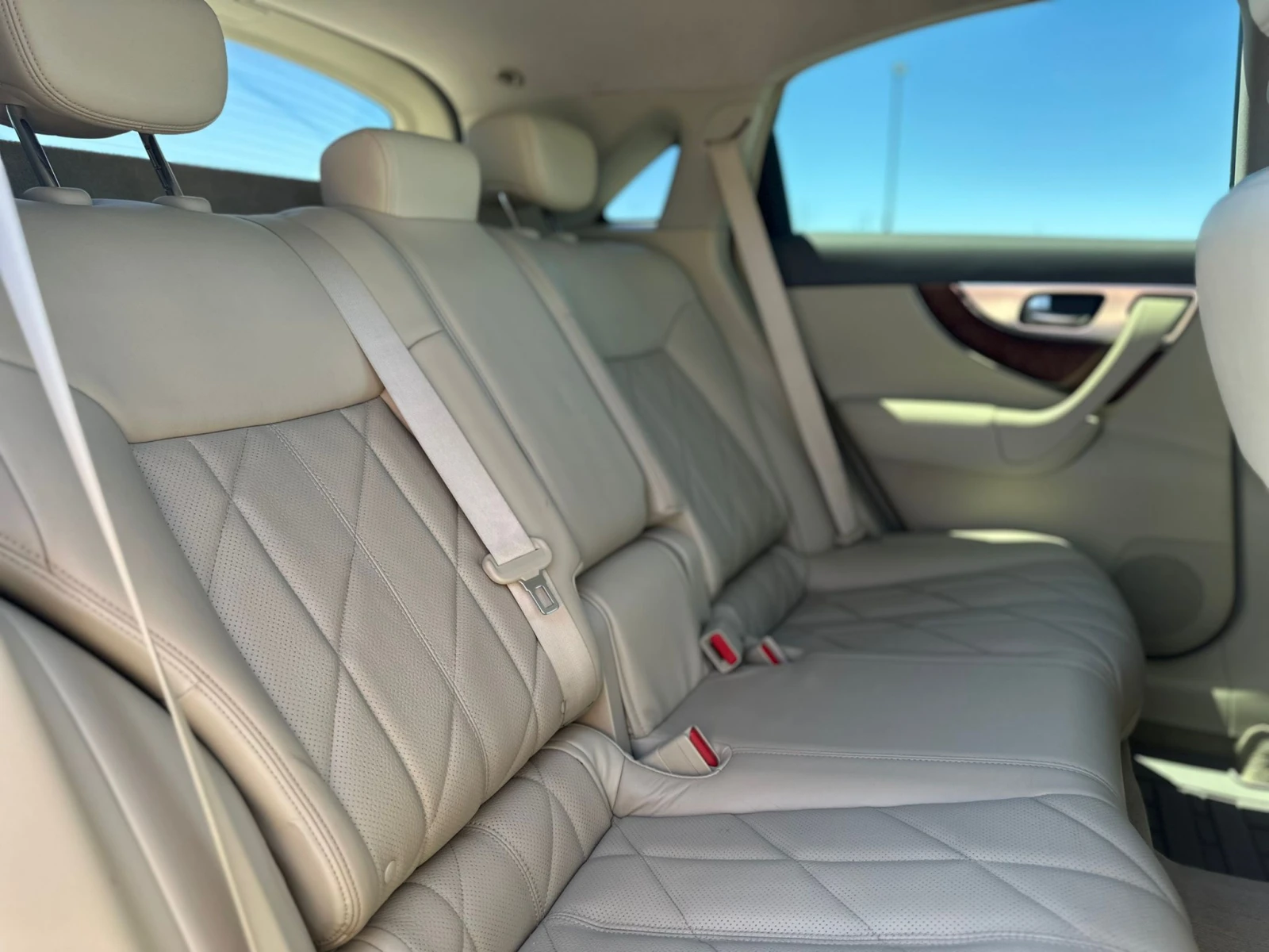 Infiniti Fx 30 / 3.0D / 4X4 / TOP / , снимка 12 - Автомобили и джипове - 54553974