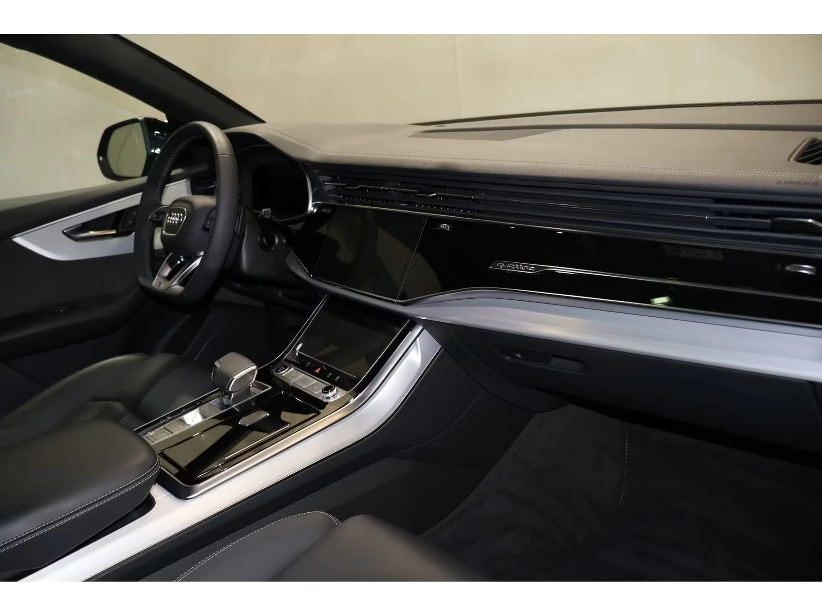 Audi Q8 50 TDI QUATTRO S-LINE BLACK-PAKET PANORAMA MATRIX , снимка 7 - Автомобили и джипове - 55270079