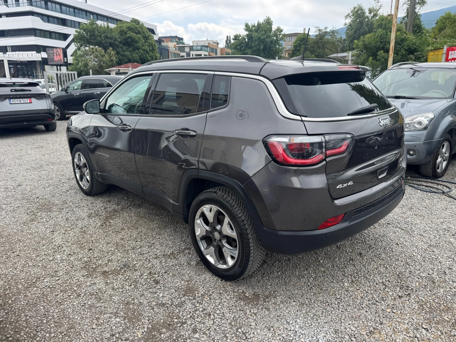 Jeep Compass 1.4T 4x4 170hp* КАМЕРА* КОЖА* ПОДГРЕВ, снимка 8 - Автомобили и джипове - 55377051
