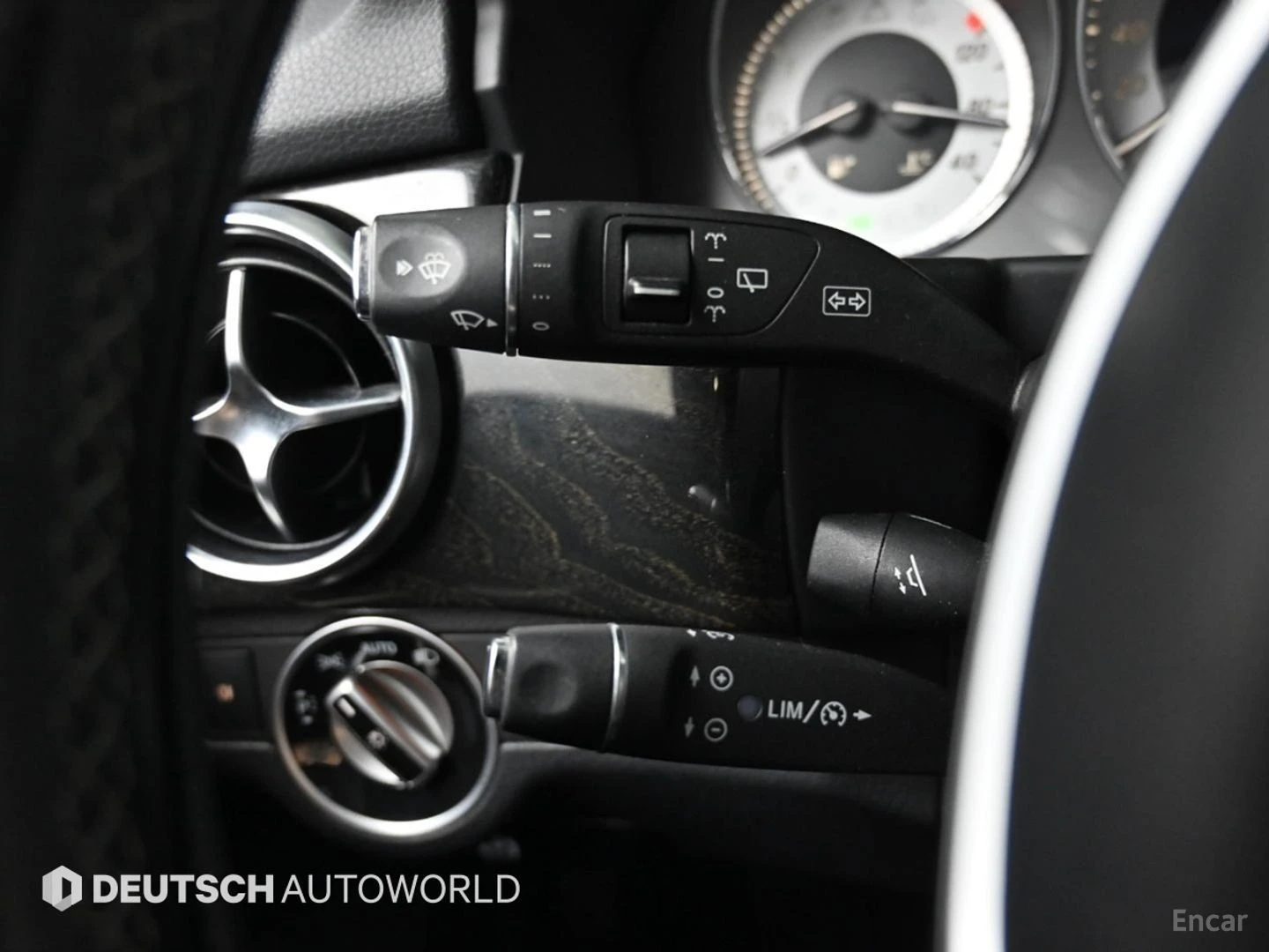 Mercedes-Benz GLK 220 CDI* КОЖА* НАВИ* ПАНО, снимка 14 - Автомобили и джипове - 55526270