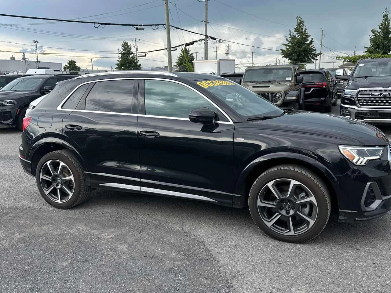 Audi Q3 * Progressiv* ЛИЦЕНЗИРАН ДИЛЪР * CARFAX, снимка 3 - Автомобили и джипове - 55648029