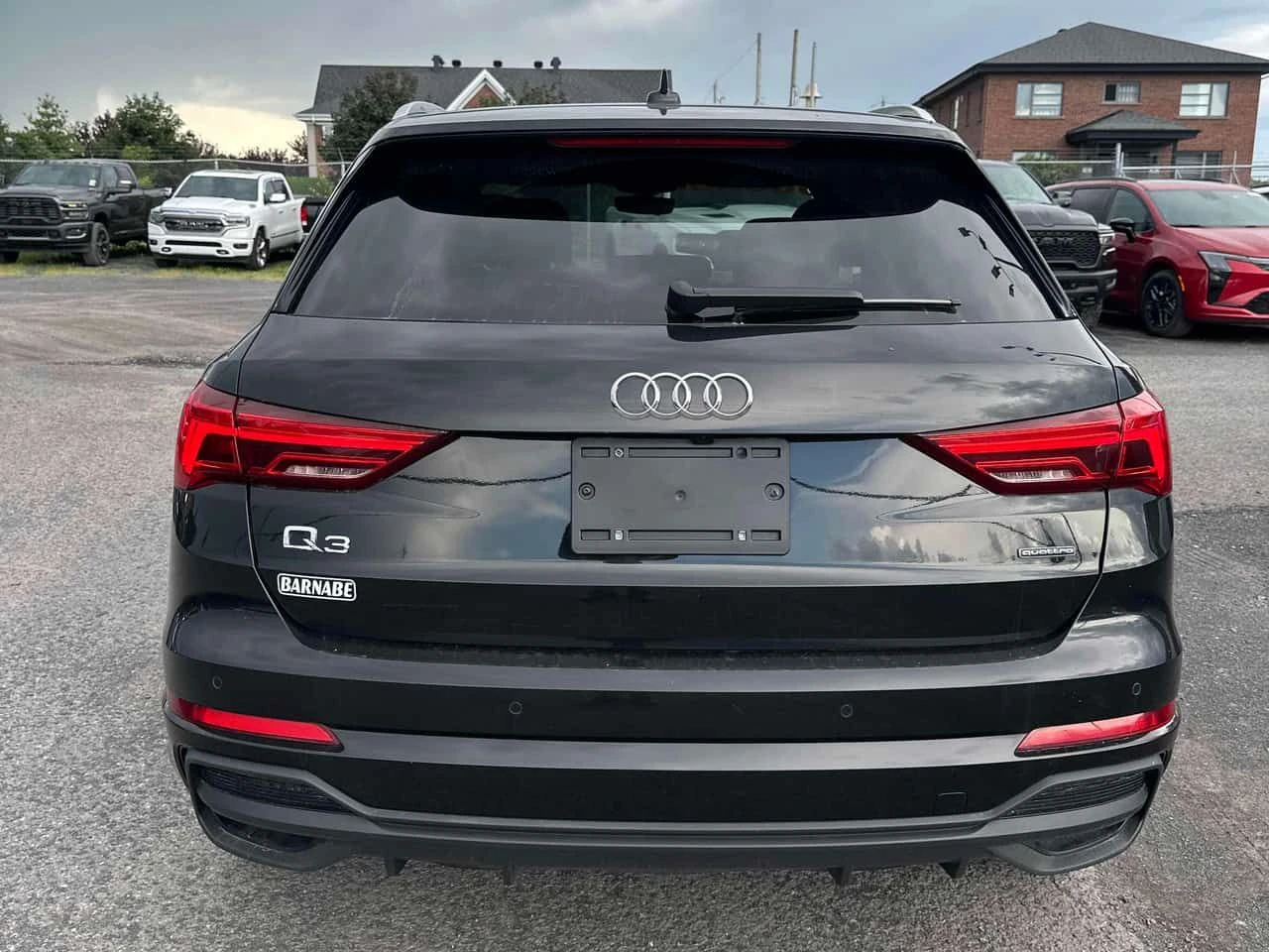 Audi Q3 * Progressiv* ЛИЦЕНЗИРАН ДИЛЪР * CARFAX, снимка 4 - Автомобили и джипове - 55648029