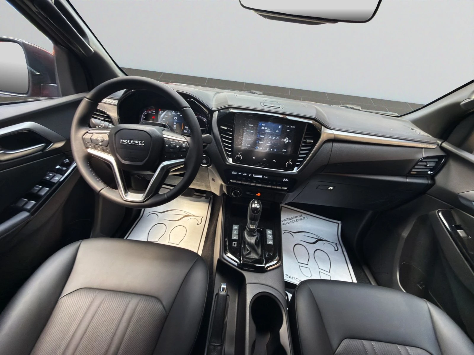 Isuzu D-max 2.2 Diesel 4x4 GRAVITY Лизинг Гаранция до 08.2036 , снимка 9 - Автомобили и джипове - 55939150