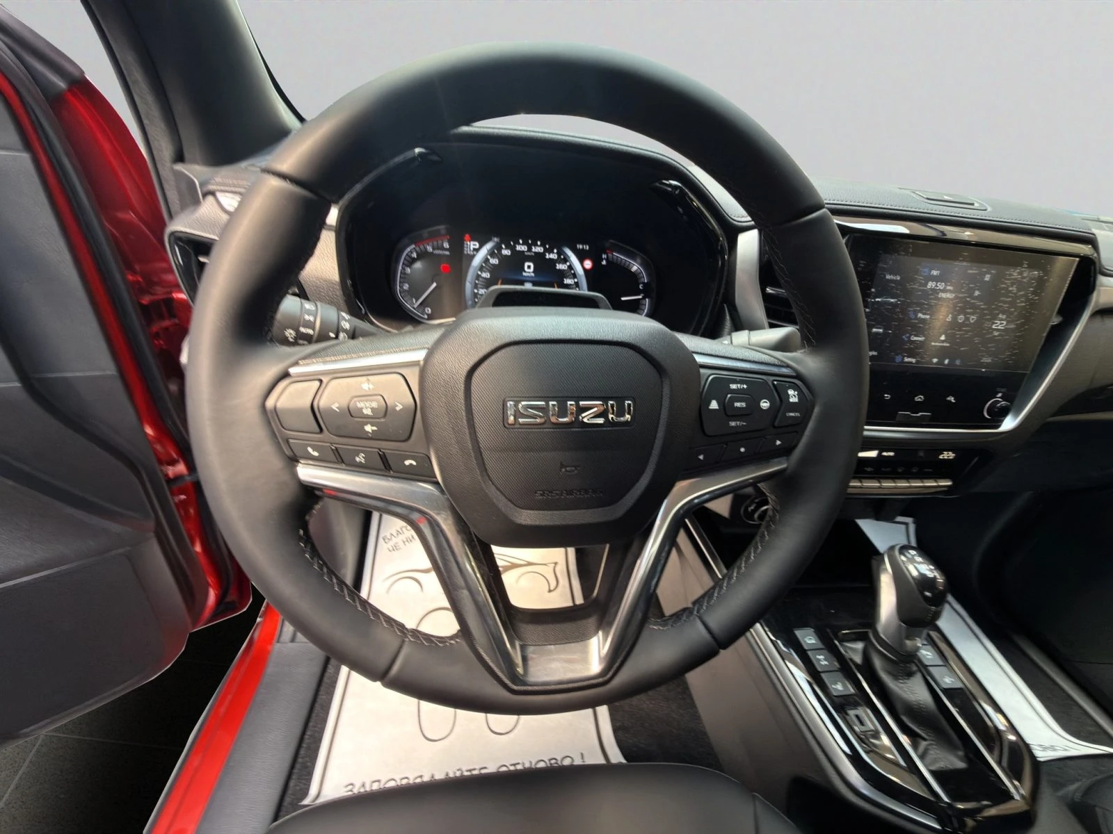 Isuzu D-max 2.2 Diesel 4x4 GRAVITY Лизинг Гаранция до 08.2036 , снимка 11 - Автомобили и джипове - 55939150