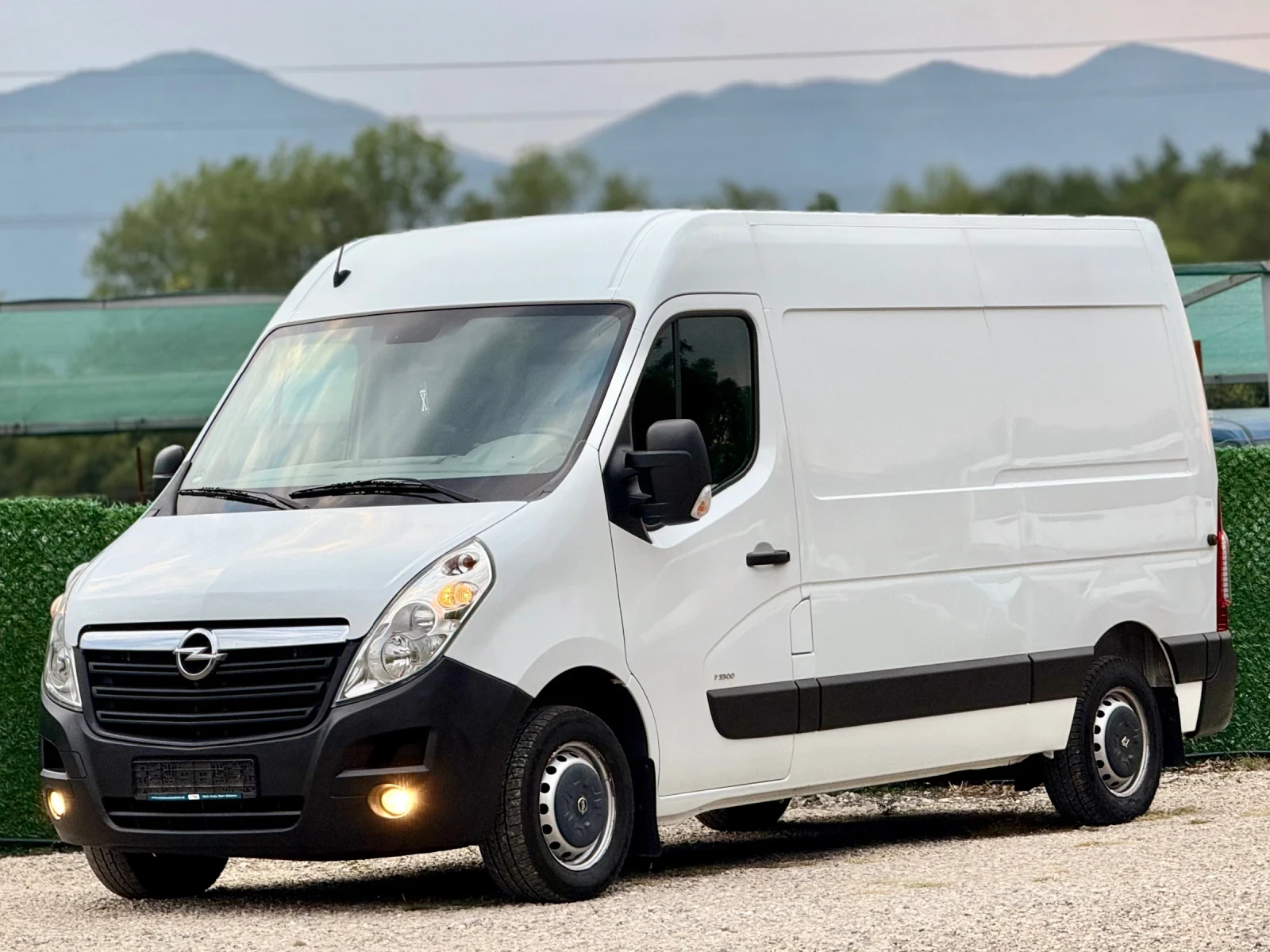 Opel Movano 2.3CDTi КЛИМАТИК - изображение 3
