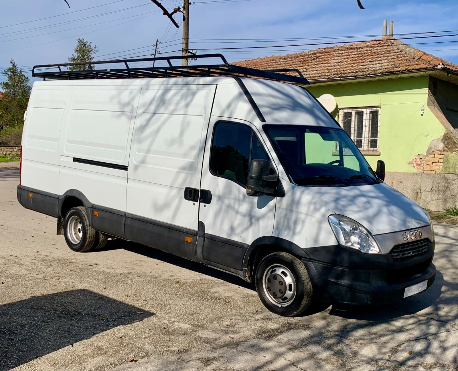 Iveco Daily 197км* MAXI XXL 4.70* КЛИМА* БАГАЖНИК* СЕРВИЗНА КН, снимка 8 - Бусове и автобуси - 53825701