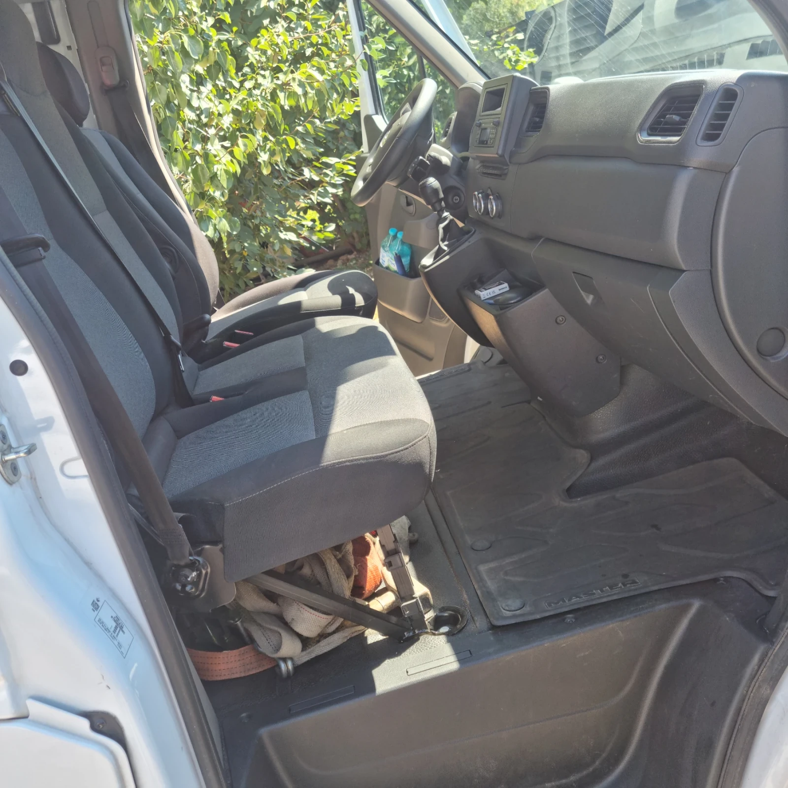 Renault Master, снимка 5 - Бусове и автобуси - 55530565