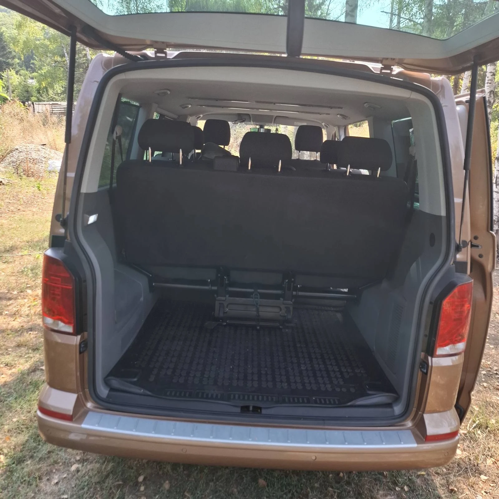 VW Caravelle T6, снимка 6 - Бусове и автобуси - 55889797