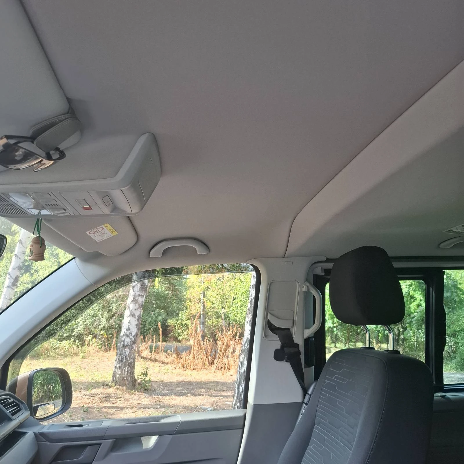 VW Caravelle T6, снимка 10 - Бусове и автобуси - 55889797