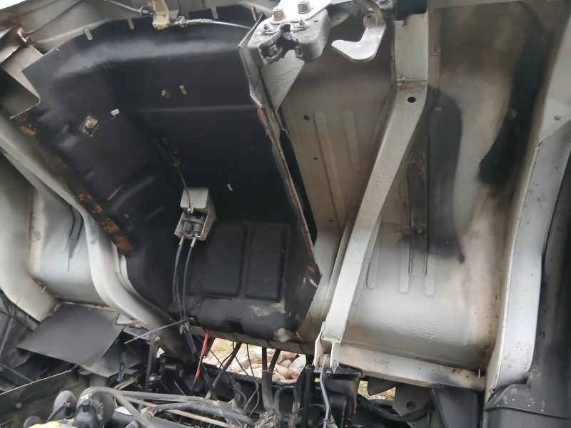 Nissan Atleon 3, 0тди, снимка 13 - Камиони - 53122939