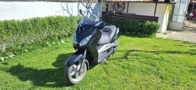     Yamaha X-max 125