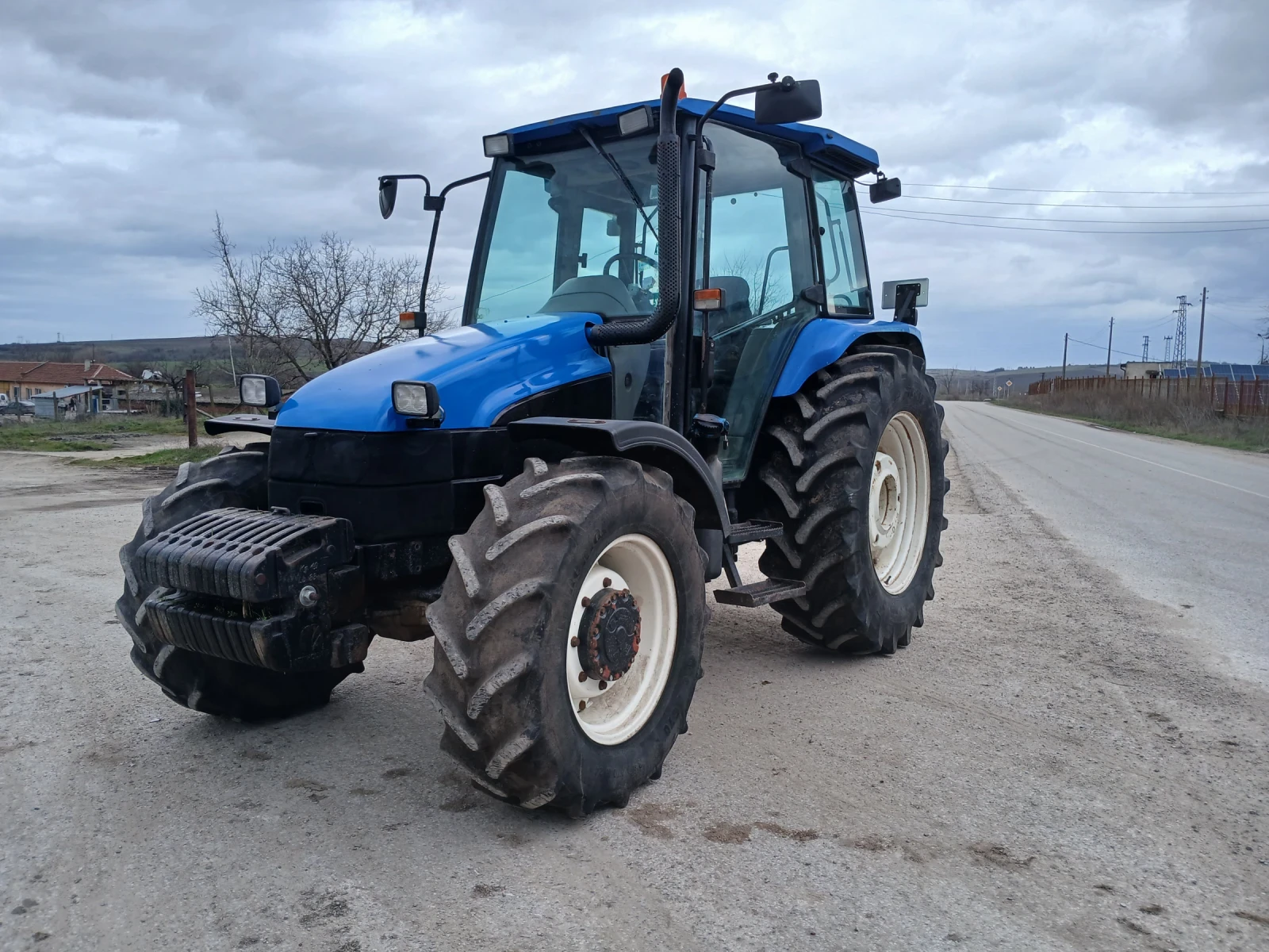 Трактор New Holland TL100 - изображение 2