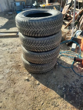 Гуми Всесезонни 255/65R17, снимка 7 - Гуми и джанти - 49549199