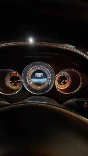 Mercedes-Benz CLS 400 4MATIC AMG ПАКЕТ | RED DESIGNO | ЕЛ. ЩОРА | , снимка 13
