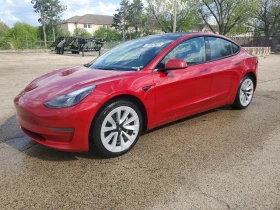 ������ Tesla Model 3