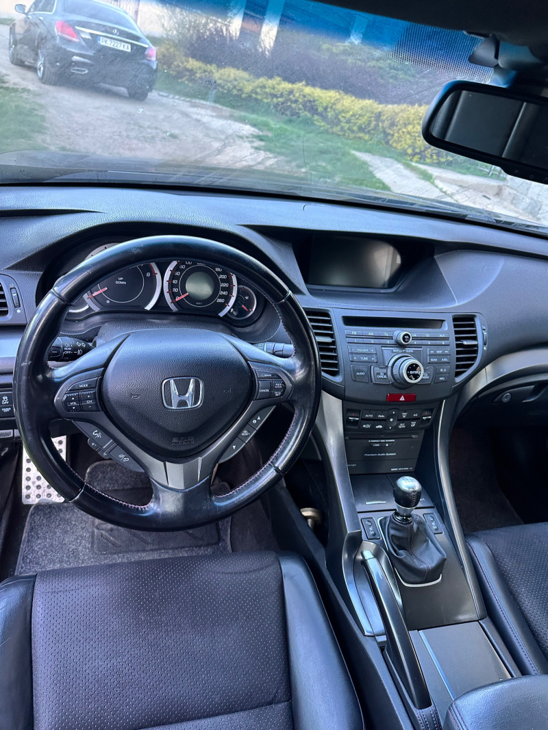 Honda Accord 2.4, снимка 8 - Автомобили и джипове - 45180090