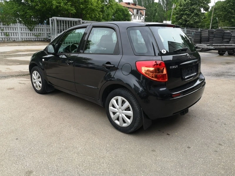 Suzuki SX4  САМО С ПРЕДНО ПРЕДАВАНЕ, снимка 5 - Автомобили и джипове - 45525854