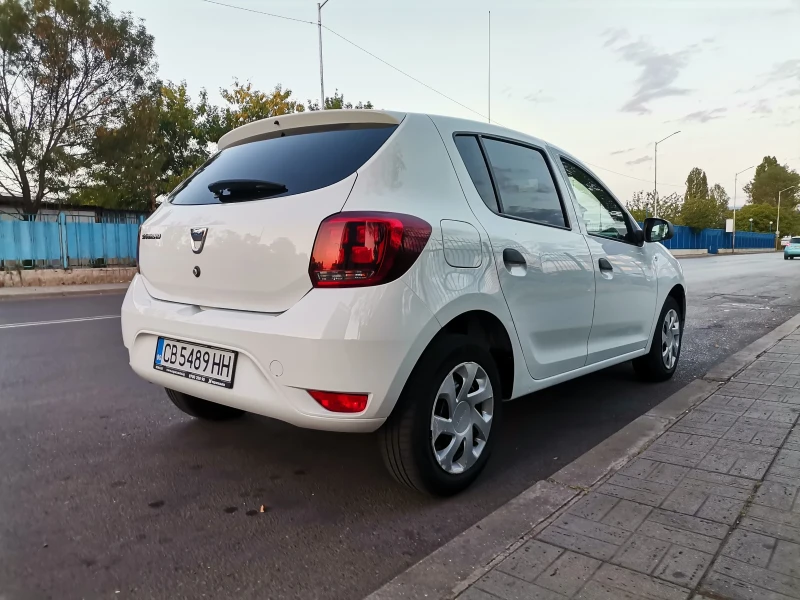 Dacia Sandero, снимка 4 - Автомобили и джипове - 47409598