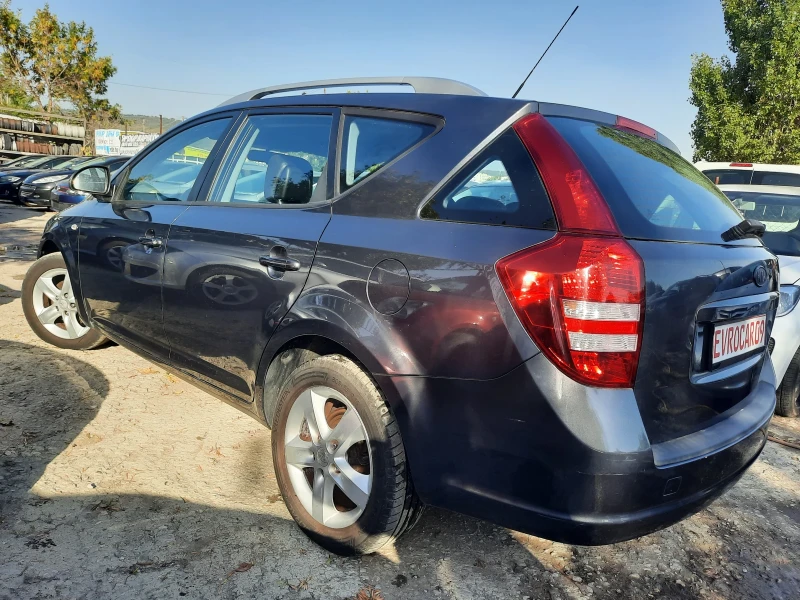 Kia Ceed 1.6i КЛИМАТРОНИК, снимка 5 - Автомобили и джипове - 47441714