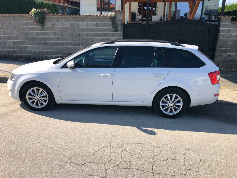 Skoda Octavia 4X4, снимка 4 - Автомобили и джипове - 47635880