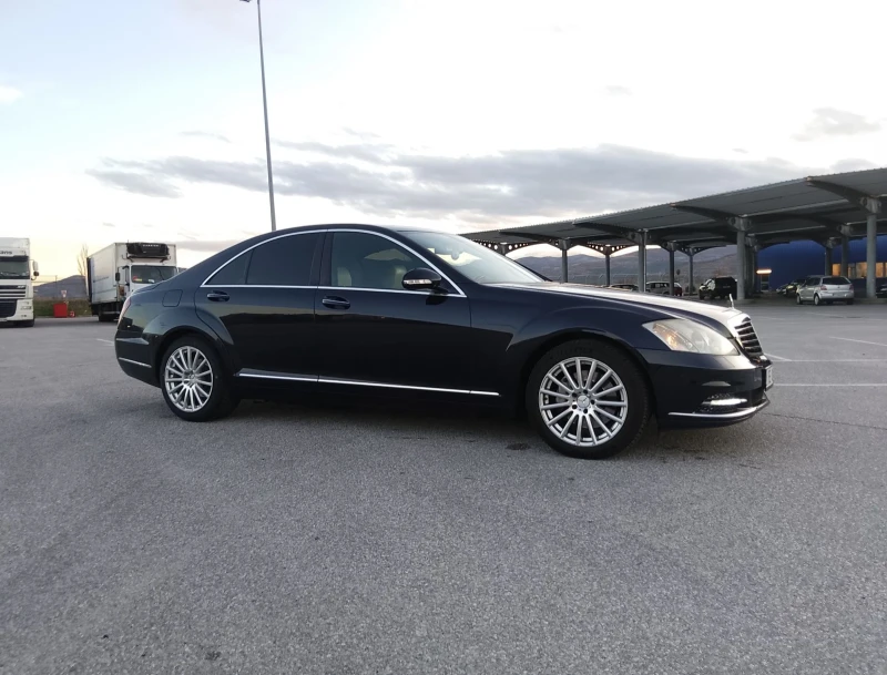 Mercedes-Benz S 320, снимка 2 - Автомобили и джипове - 47708796