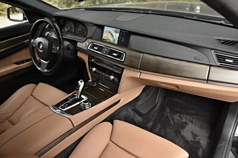 BMW 730 Soft close, снимка 9 - Автомобили и джипове - 49540860