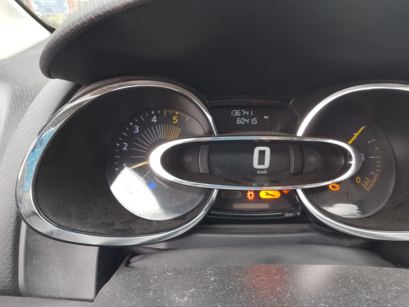 Renault Clio 1.5dci K9KC, снимка 17 - Автомобили и джипове - 49741171