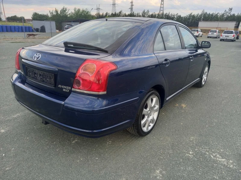 Toyota Avensis 2.0, снимка 3 - Автомобили и джипове - 50994601