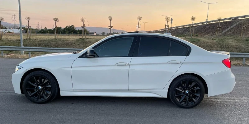 BMW 330 XI B48 Stage 2, снимка 4 - Автомобили и джипове - 52471117