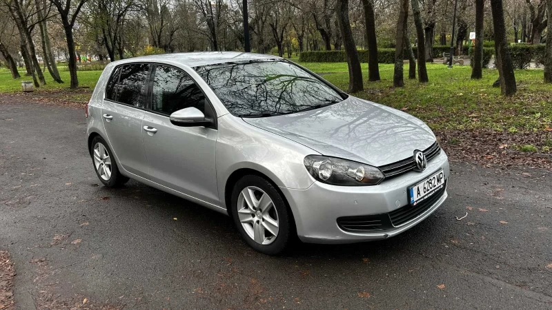VW Golf 2.0 TDI, снимка 6 - Автомобили и джипове - 52624060