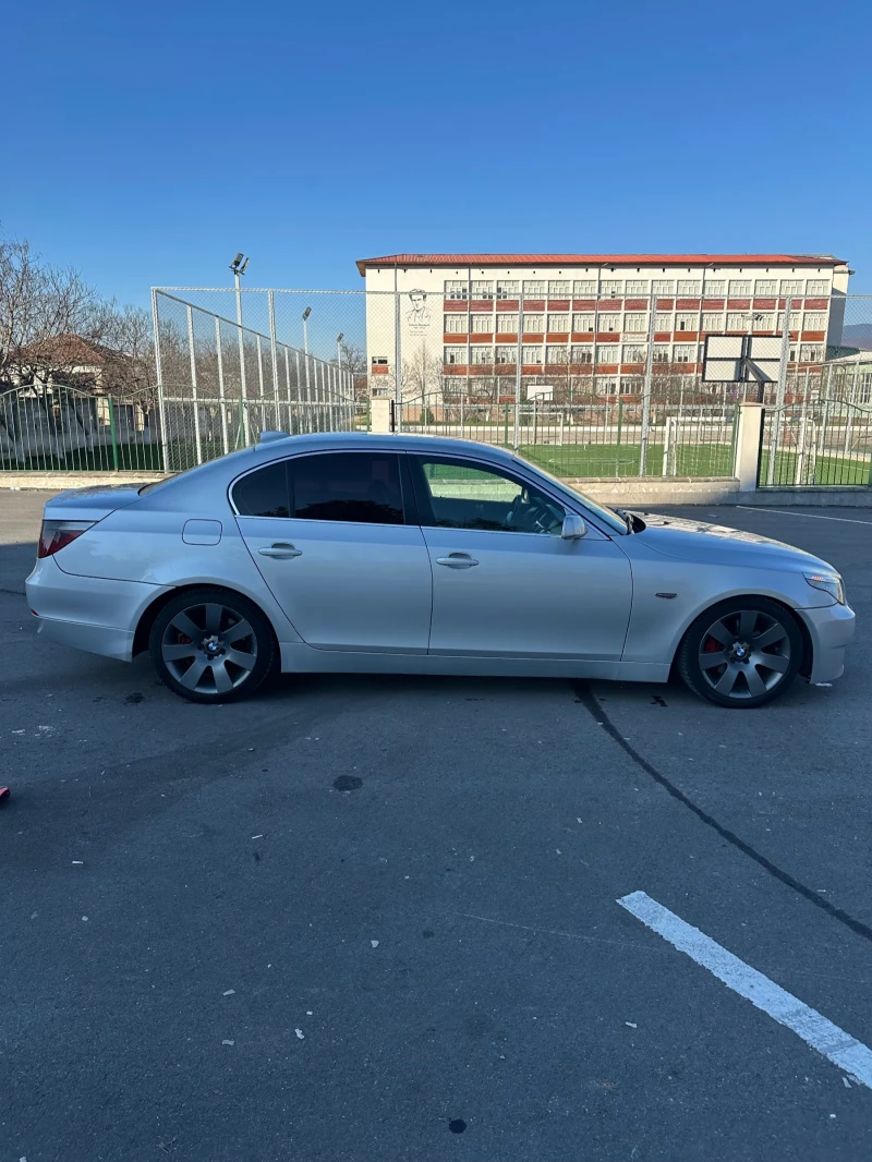 BMW 530, снимка 7 - Автомобили и джипове - 52790510