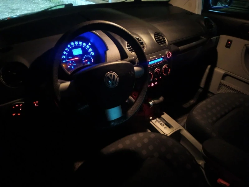 VW New beetle Автомат! ГАЗ, снимка 5 - Автомобили и джипове - 52889594