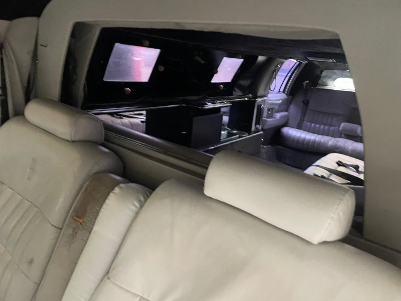 Lincoln Town car, снимка 7 - Автомобили и джипове - 53098572